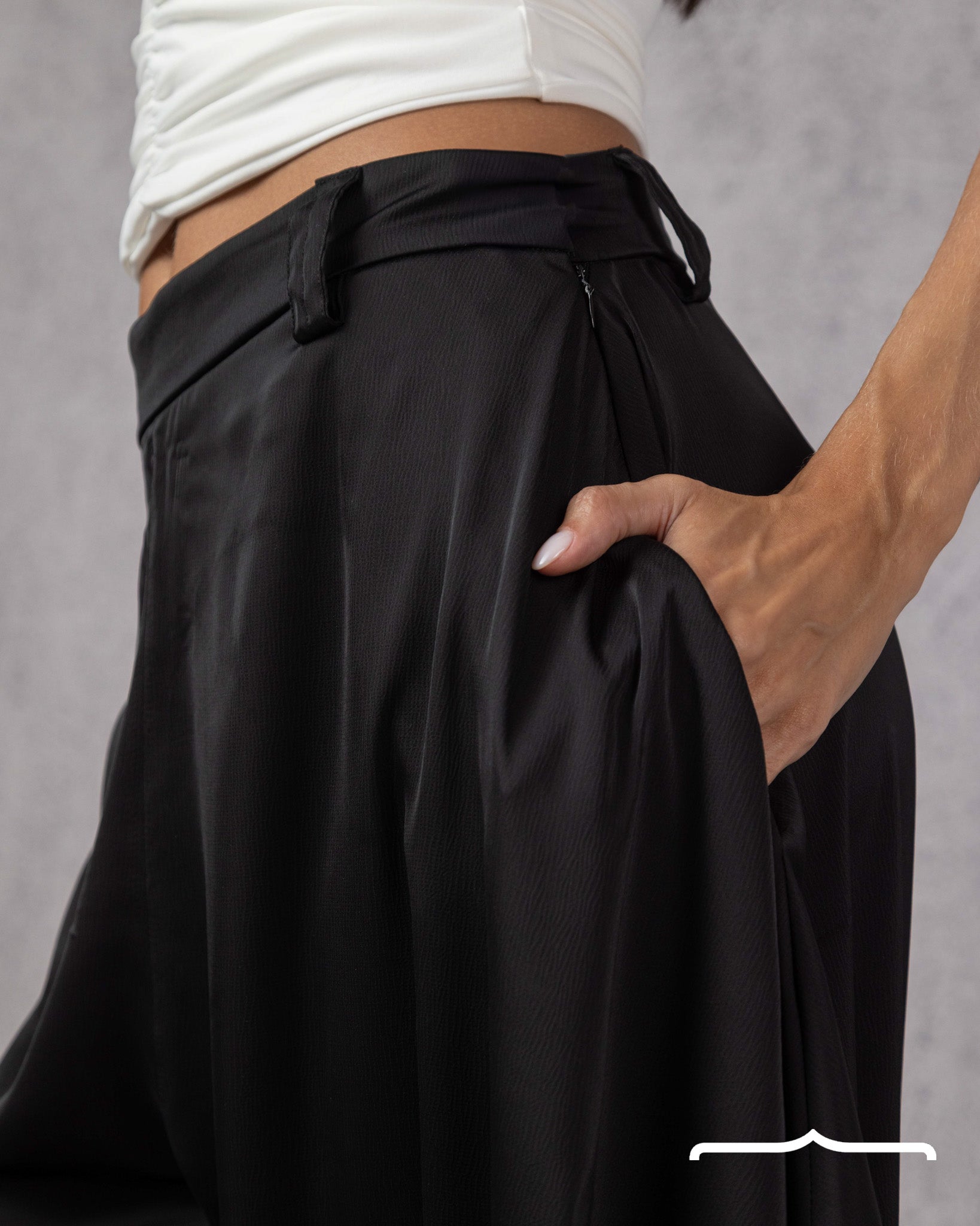DRAPÉ Satin Pants in Black