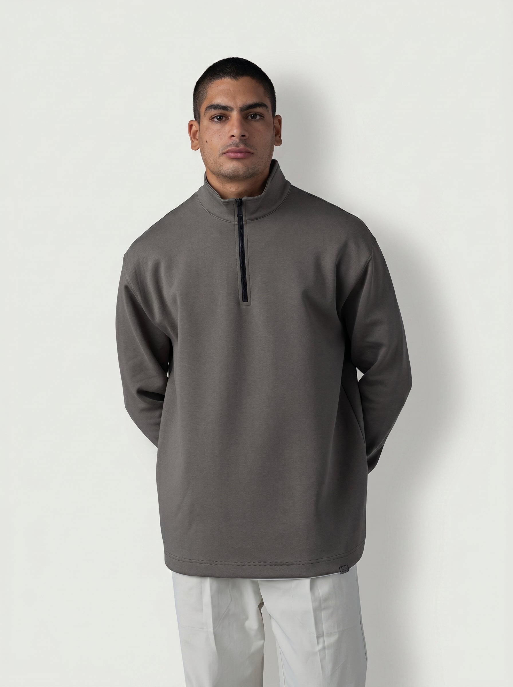 Zip-Collar Sweatshirt in Light Brown
