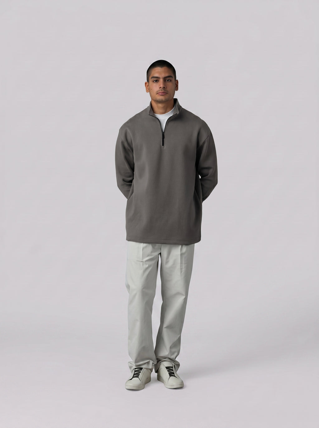 Zip-Collar Sweatshirt in Light Brown