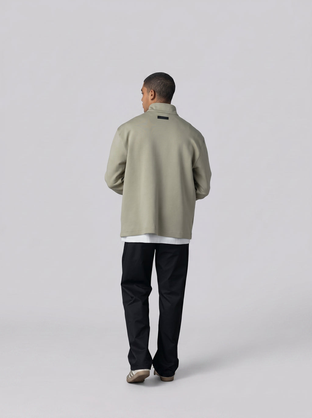 Zip-Collar Sweatshirt in Olive