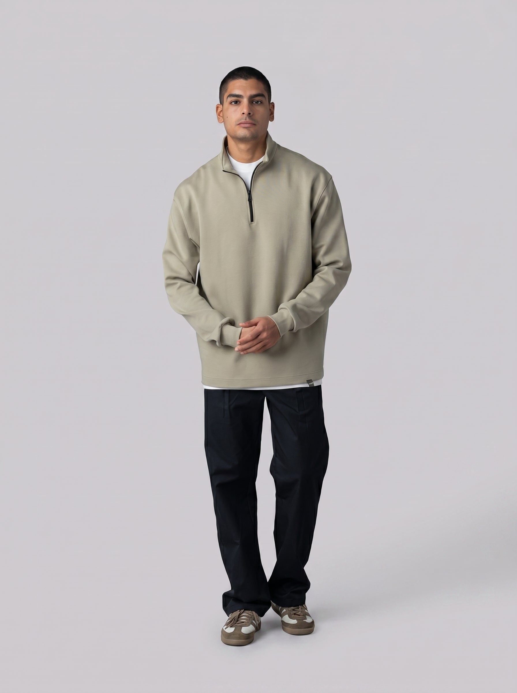 Zip-Collar Sweatshirt in Olive